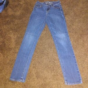 👖 Old Navy Mid Rise Curvy Jeans 👖